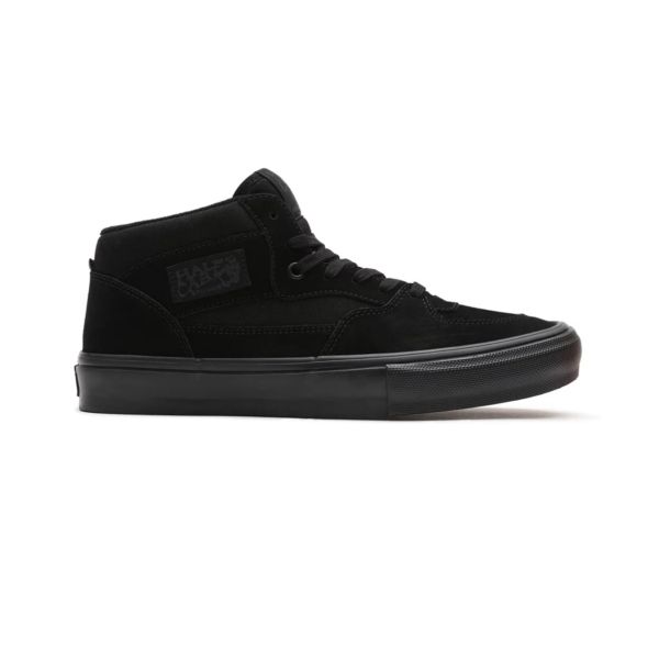 Vans half outlet cab all black